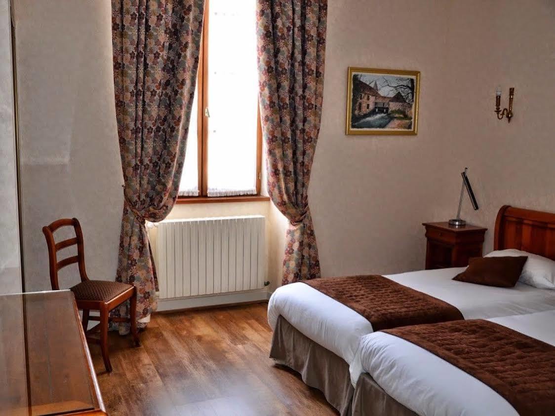 Logis Hotel - Le Relais Saint Vincent Ligny-le-Chatel Bagian luar foto